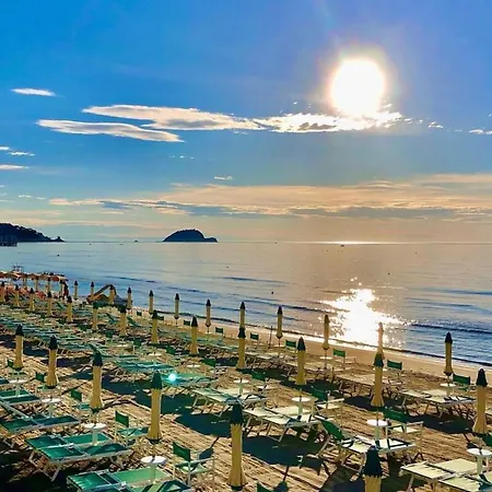 דירה Hostdomus - Casa Corallo