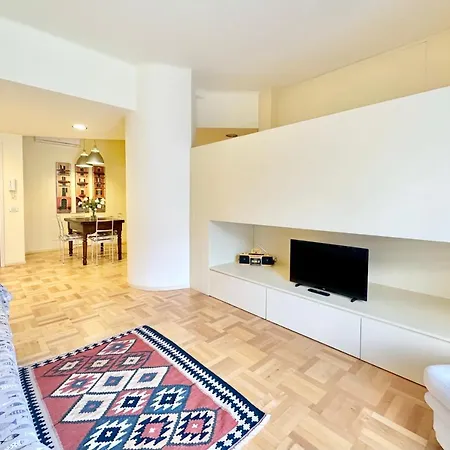 Appartamento Hostdomus - Casa Corallo *
