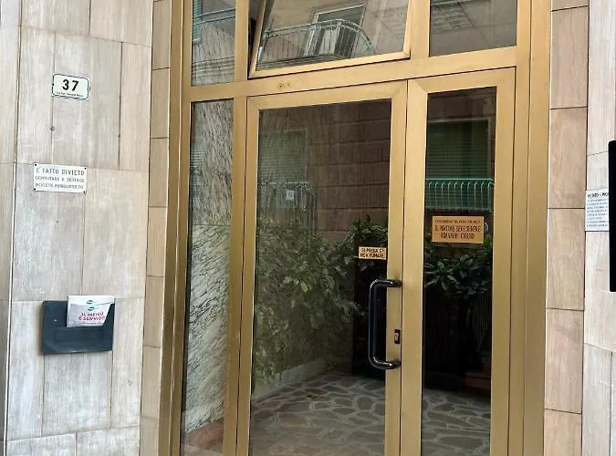 Hostdomus - Casa Corallo アパート